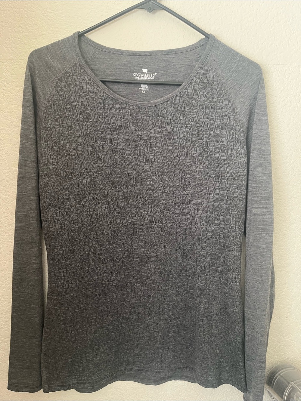 Segments Women’s Long Sleeve Crew Neck Tee - Charcoal Gray